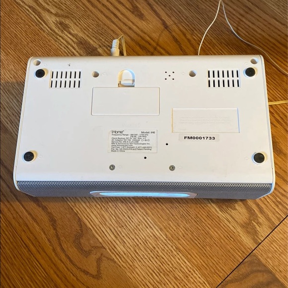 ihome - Picture 4 of 4